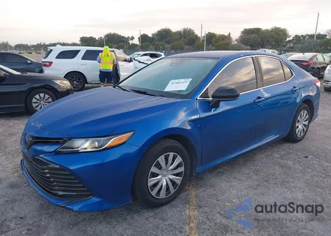 2020 Toyota Camry Le Hybrid from USA, damaged, VIN 4T1C31AK9LU016815
